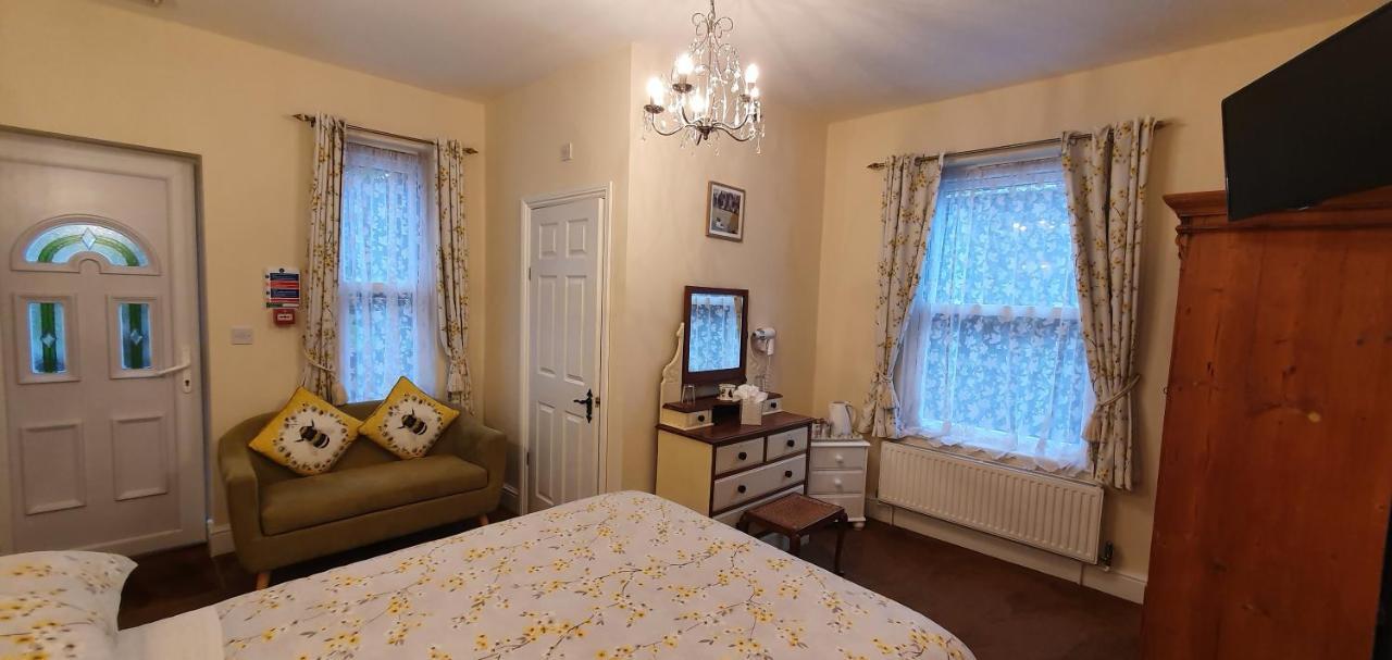 The Limes Hotel Stow-on-the-Wold Bagian luar foto