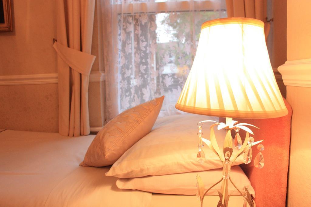 The Limes Hotel Stow-on-the-Wold Bagian luar foto